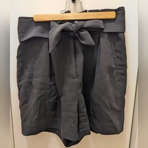 Women's dressed shorts